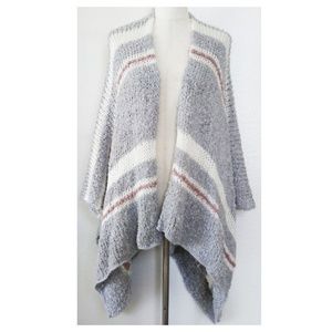 LC LAUREN CONRAD Blanket Shawl